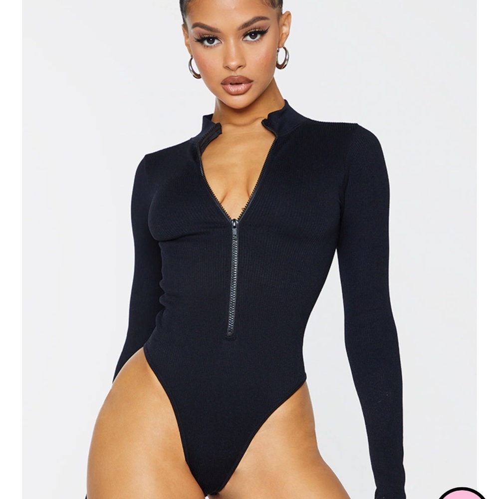 Pretty Little Thing Black Long sleeve Ribbed Bodysuit